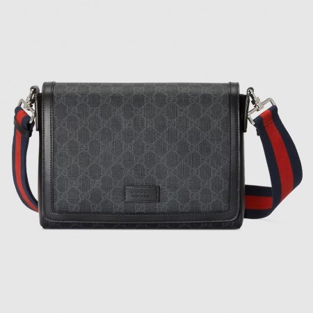 Gucci Messenger Bag in Black GG Supreme Canvas