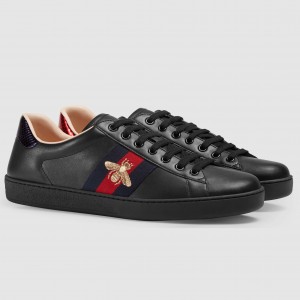 Gucci Men's Ace Sneakers in Black Leather with Bee