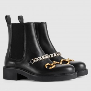 Gucci Chelsea Boots in Black Leather with Chain