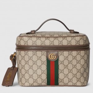 Gucci Porter Medium Travel Bag in Beige GG Supreme Canvas