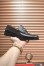 Gucci Men's Loafers in Black Leather with Interlocking G