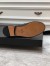 Gucci Men's Loafers in Noir Leather with Interlocking G